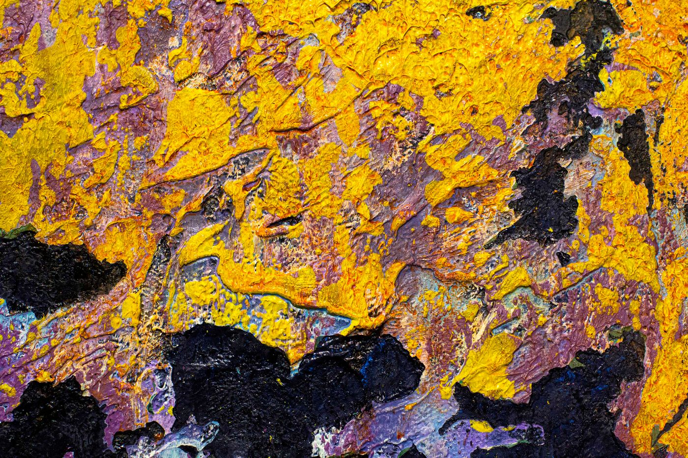 Dawn, 2021-2022. Oil and calcium carbonate on canvas with steel frame; 118 x 81 in. Photo courtesy the artist.